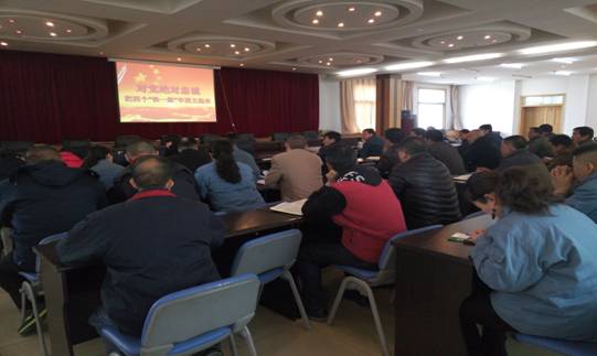 堅(jiān)定信念 對(duì)黨忠誠(chéng)，融會(huì)貫通 學(xué)以致用